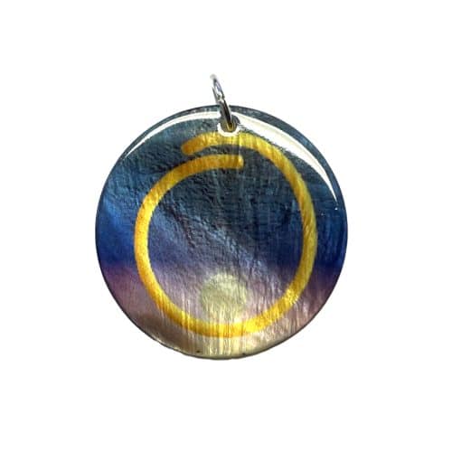 Kraftsymbol Oom Perlmutt Anhänger